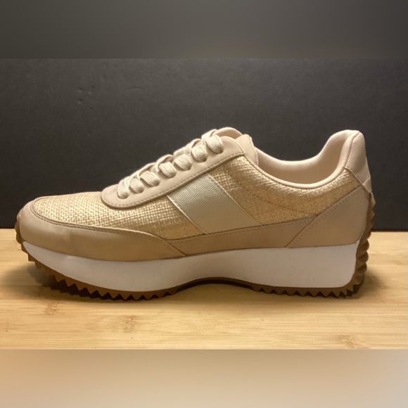 Dolce Vita Tan Sneakers - Picture 4 of 9